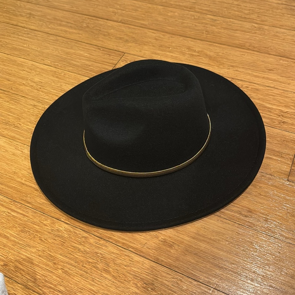 Pinched Chain-Trim Fedora - Picture 7 of 7